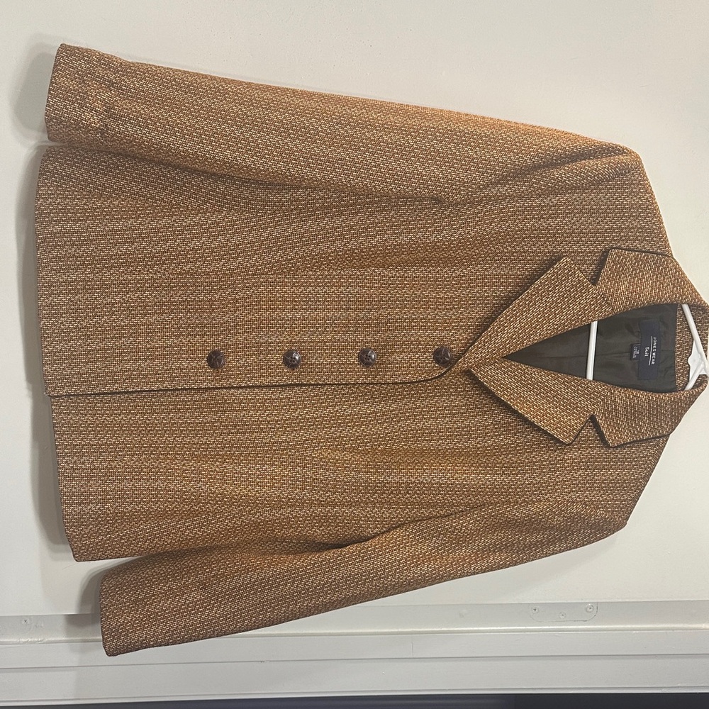 Jones Wear Textured Tan Blazer